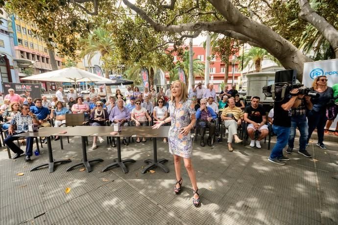 Pablo Casado (PP) hace campaña en Canarias