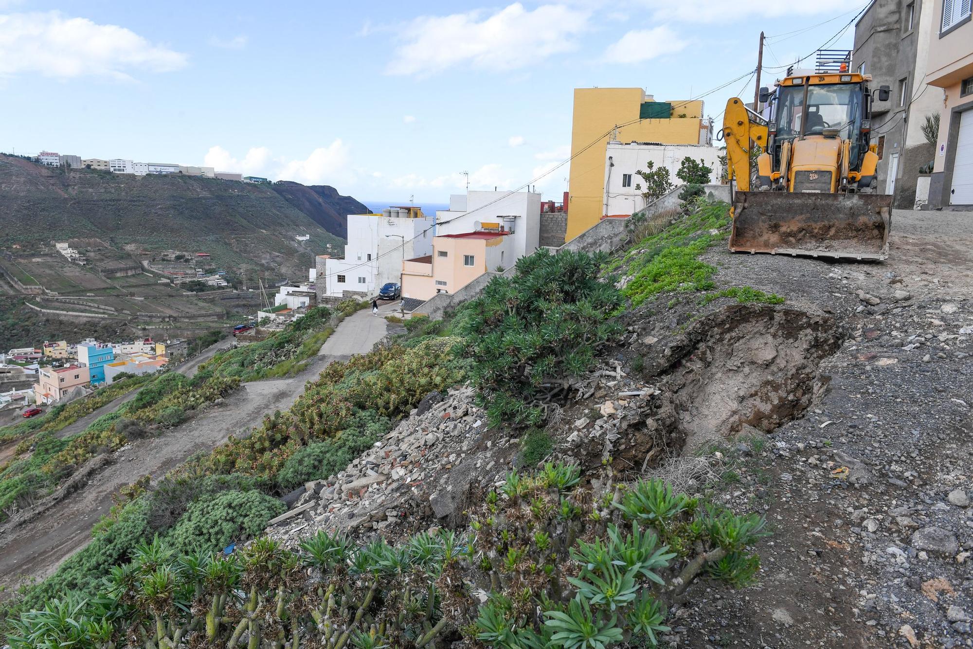 Desprendimientos en el barrio de Ladera Alta por las últimas lluvias