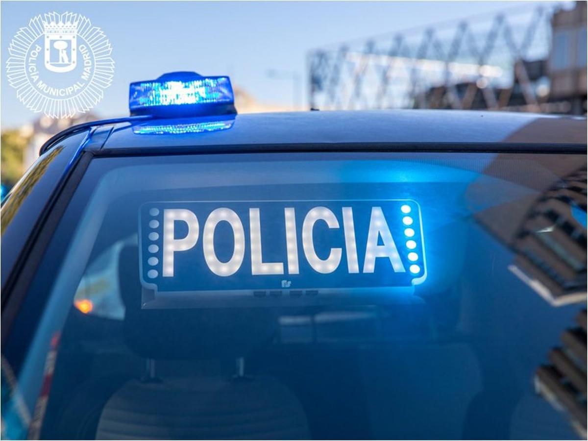 Archivo - Detenido un joven que robó una moto tras una persecución policial por las calles del distrito de Tetuán