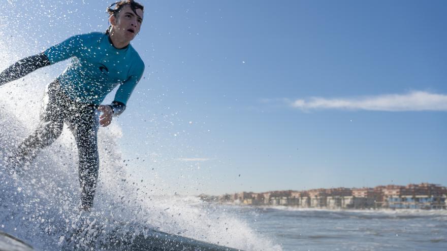 Los amantes del surf tienen una cita en Alboraia