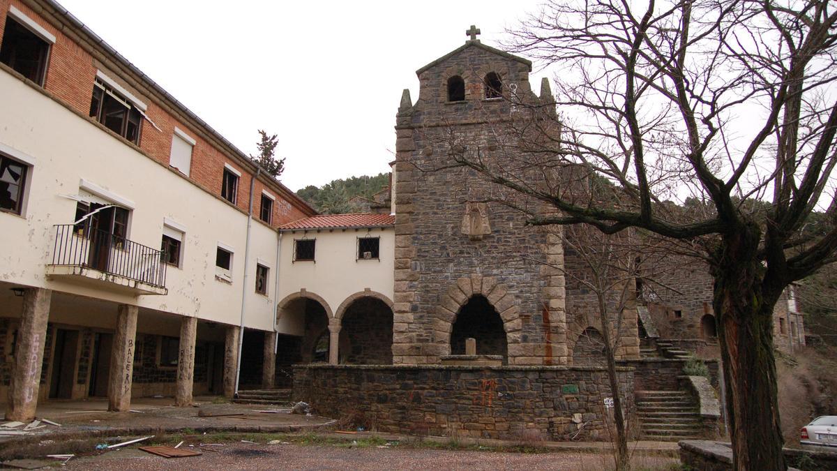 Edificios del poblado de Castro