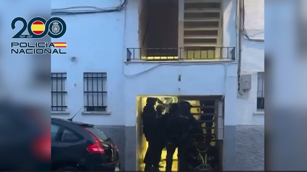 Operación Chimbo de la Policía Nacional en Coria del Río