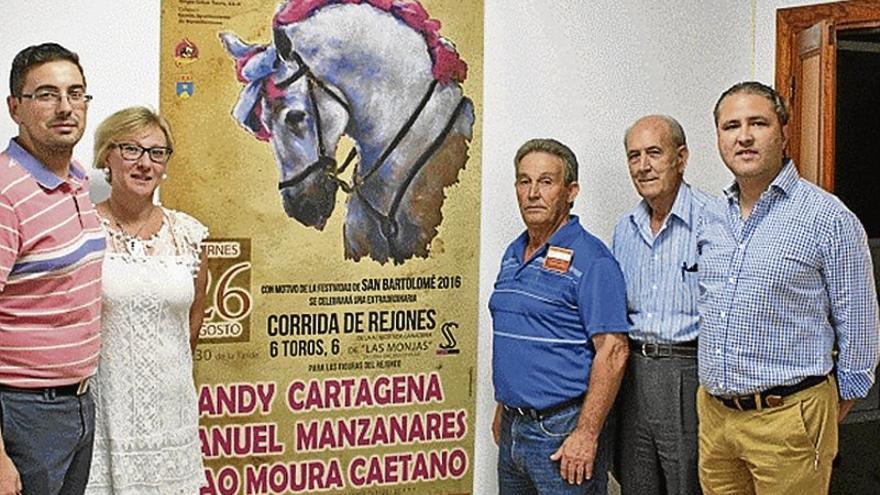 Corrida de rejones con toros para el día 26