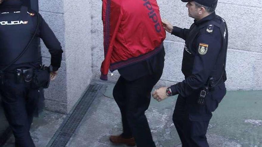 Una treintena de testigos declaran en el caso del hostelero vigués investigado por abusos