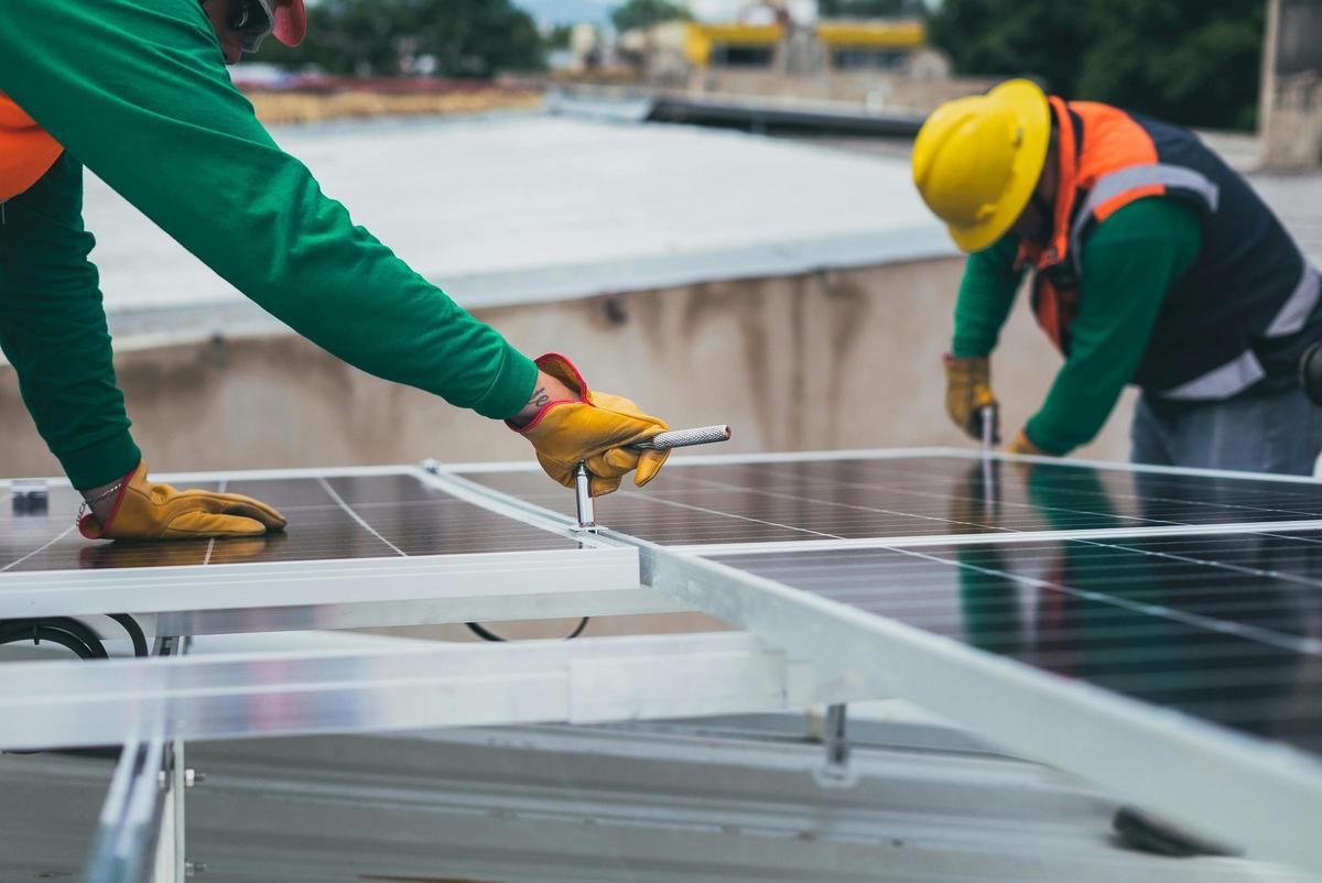 Todo lo que debes saber antes de instalar paneles fotovoltaicos en casa