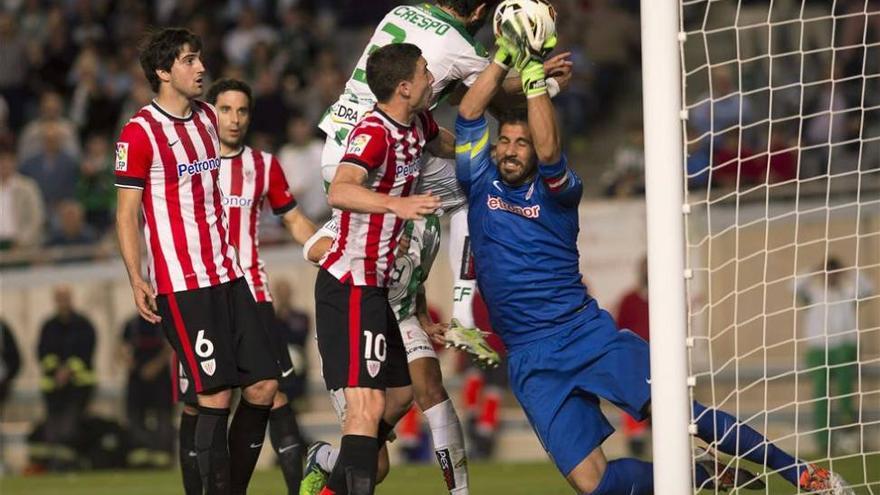 Ante el Barcelona, a evitar entrar en la historia negra