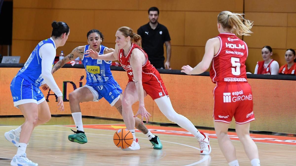 Chloe Bibby durant el partit