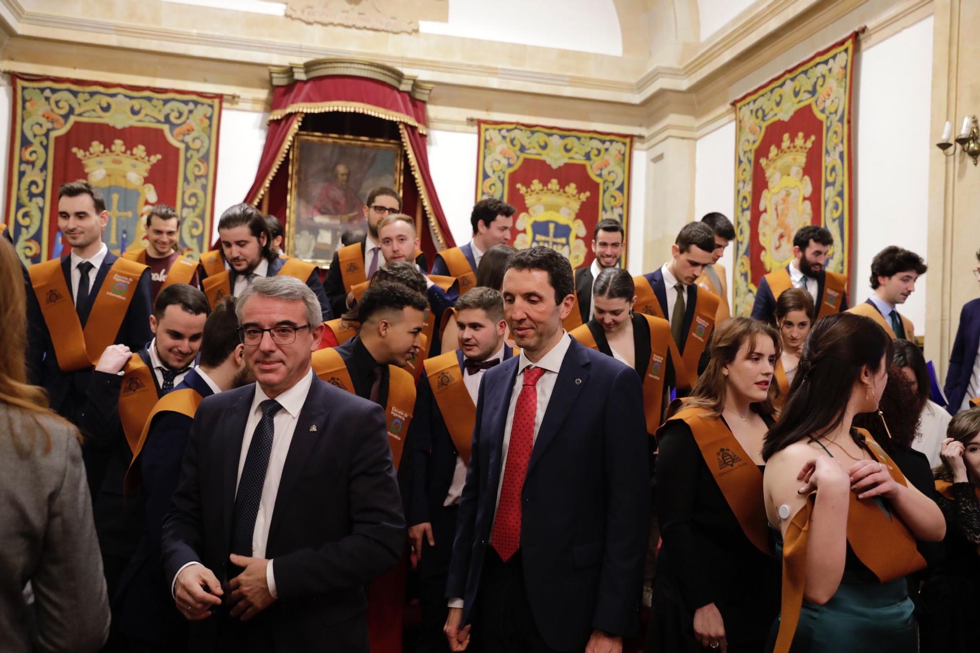 EN IMÁGENES:  Así fue la ceremonia de graduación de la Escuela de Ingeniería Informática de Oviedo