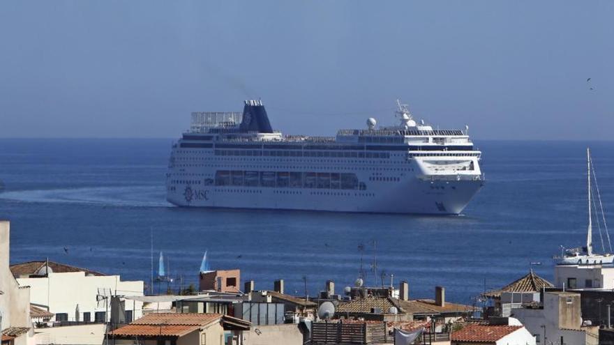 Coronavirus: Kreuzfahrtschiffe steuern Mallorca statt Italien an