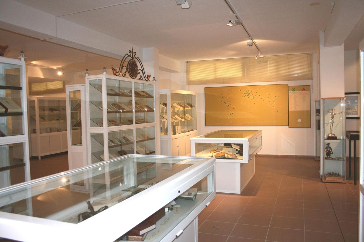 Partial panoramic of a museum room