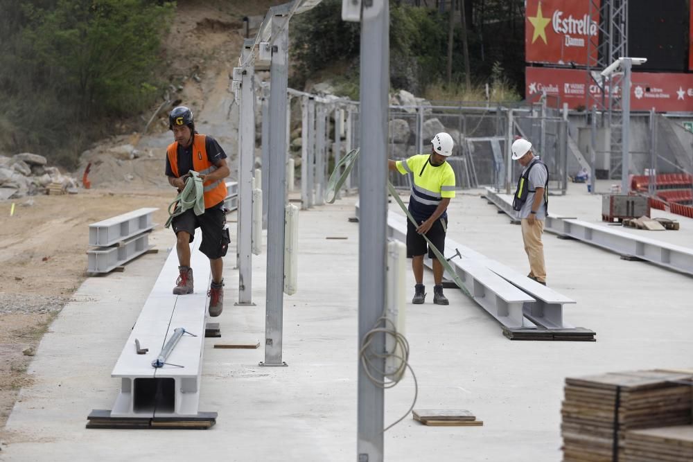 Obres a gol nord i a preferent de l'estadi de Montilivi