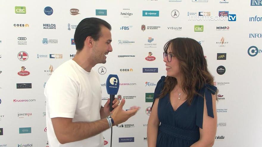 Isabel Calatayud, directora de Destilerías Sinc, visita el racó de INFORMACIÓN TV