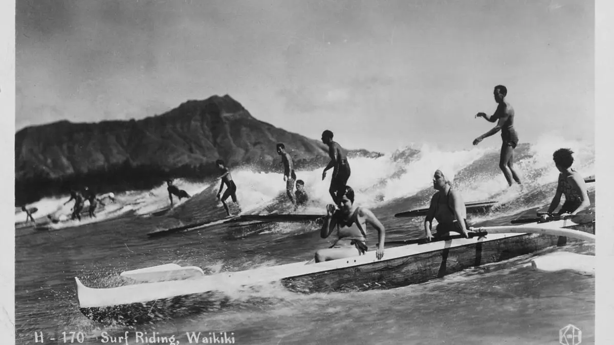 La mística del surf de Hawái, revelada al mundo
