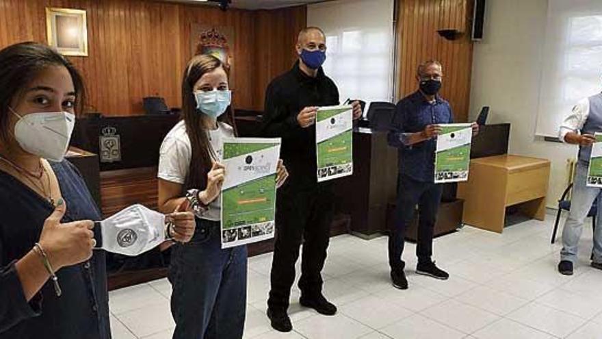 Andrea Cadaveira, Ana Rascado, Dani Mallo, Óscar García y José Viñas, ayer en Cambre.