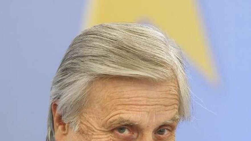 Jean Claude Trichet en la rueda de prensa de ayer. / f. bensch