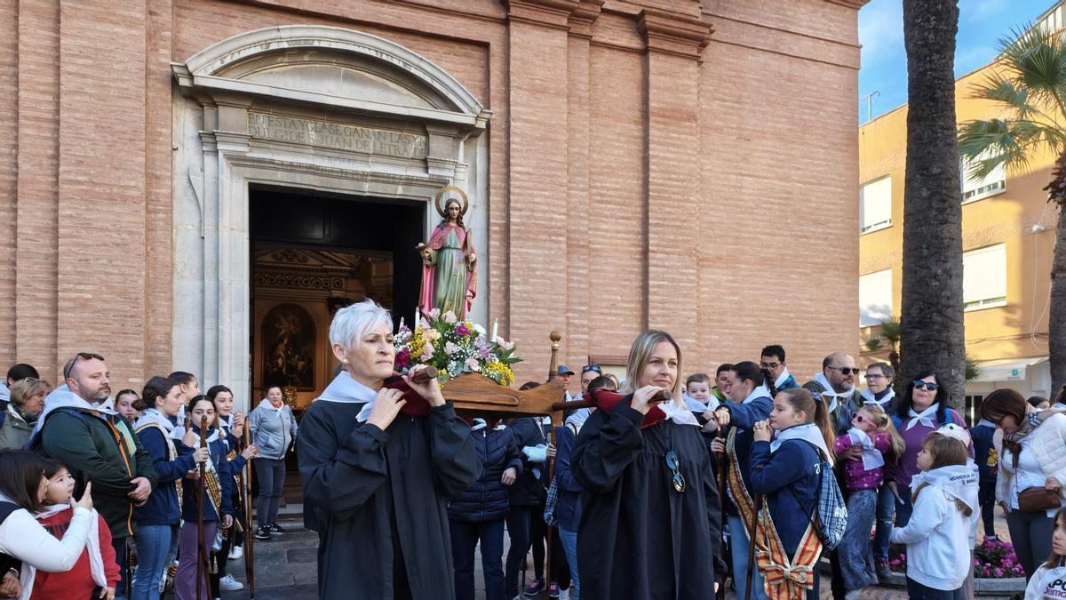 Vídeo: Benicàssim celebra Santa Águeda