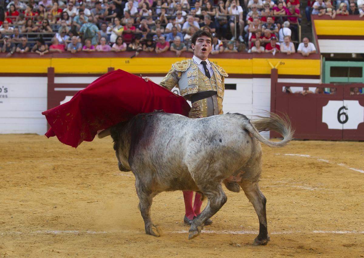Cid de María en una manoletina
