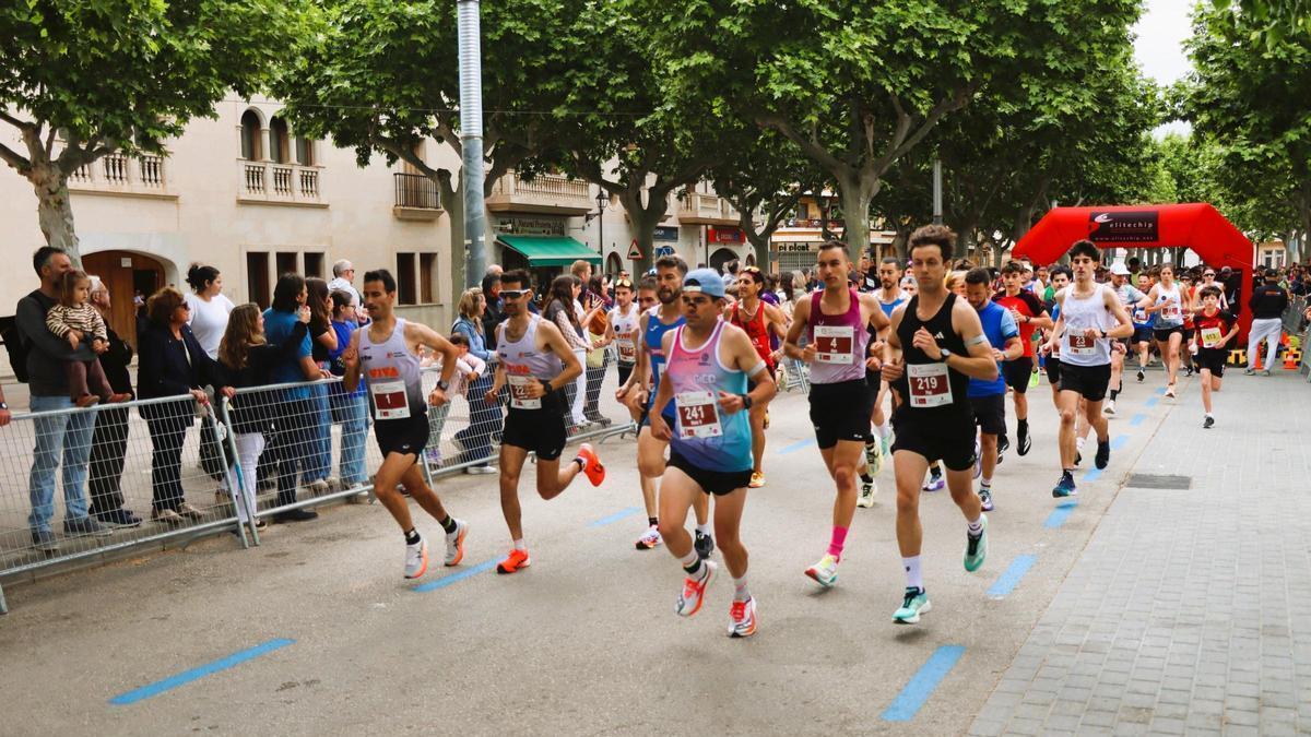 Momento de la salida de la carrera de Santa Maria, que se disputó este viernes por la mañana