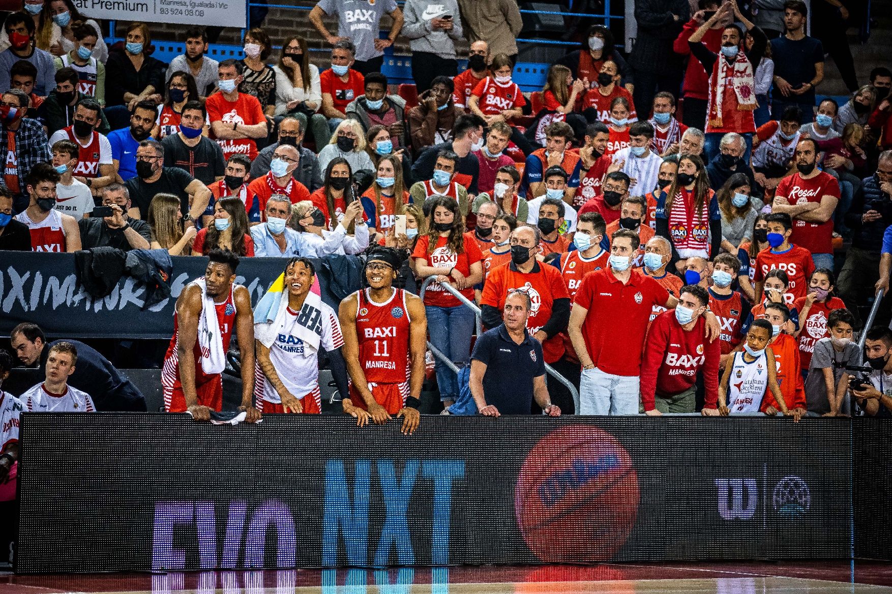 La gran festa europea del Baxi-Unicaja, en imatges