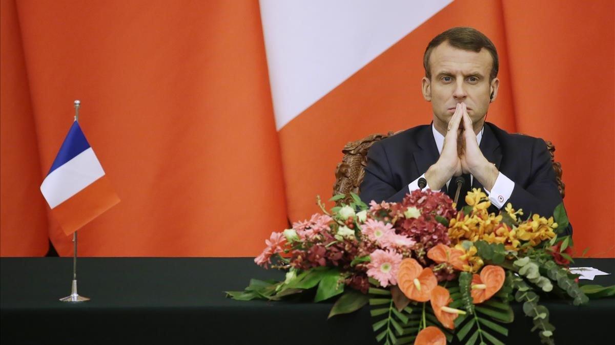 zentauroepp50772682 french president emmanuel macron attends a joint news confer191107113439