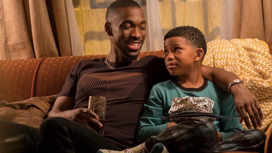 Una escena de «White Famous».