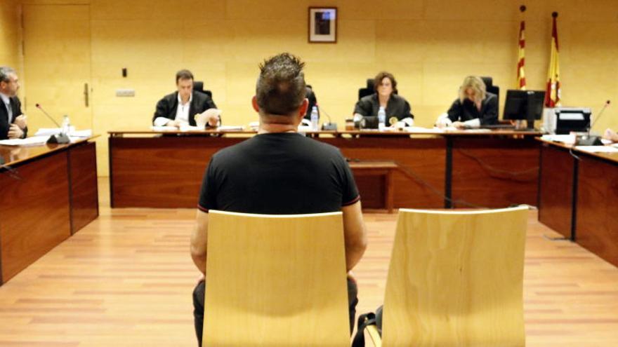 L&#039;acusat declarant a l&#039;Audiència de Girona