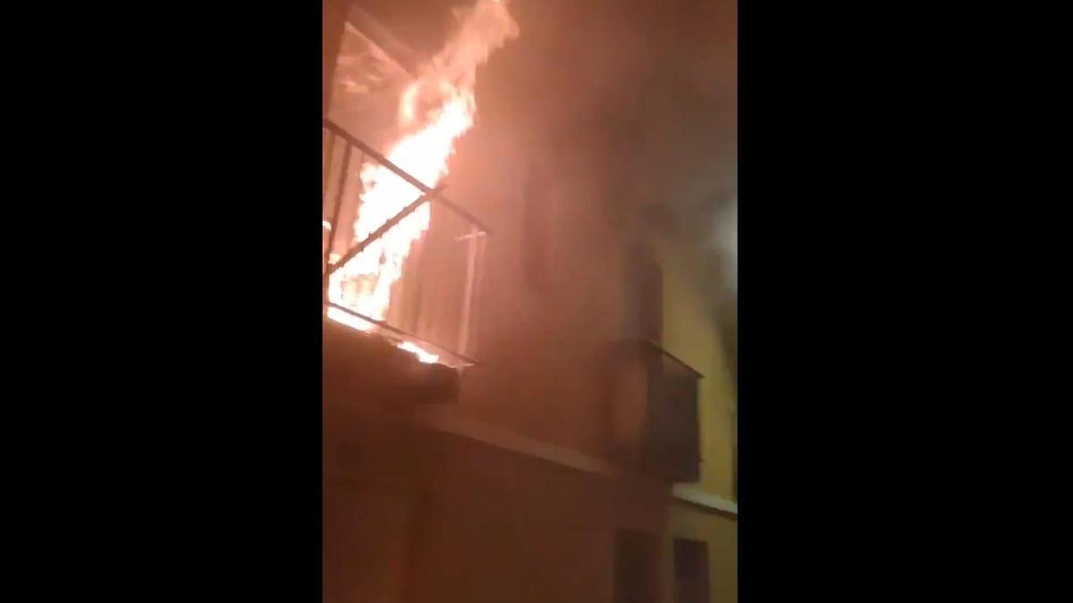 L'incendi al número 55 del carrer Sant Francesc de Capellades