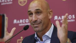 Rubiales es nega a demanar perdó a Jenni Hermoso: «Jo tinc la meva versió, si altres persones canvien la seva no és cosa meva»