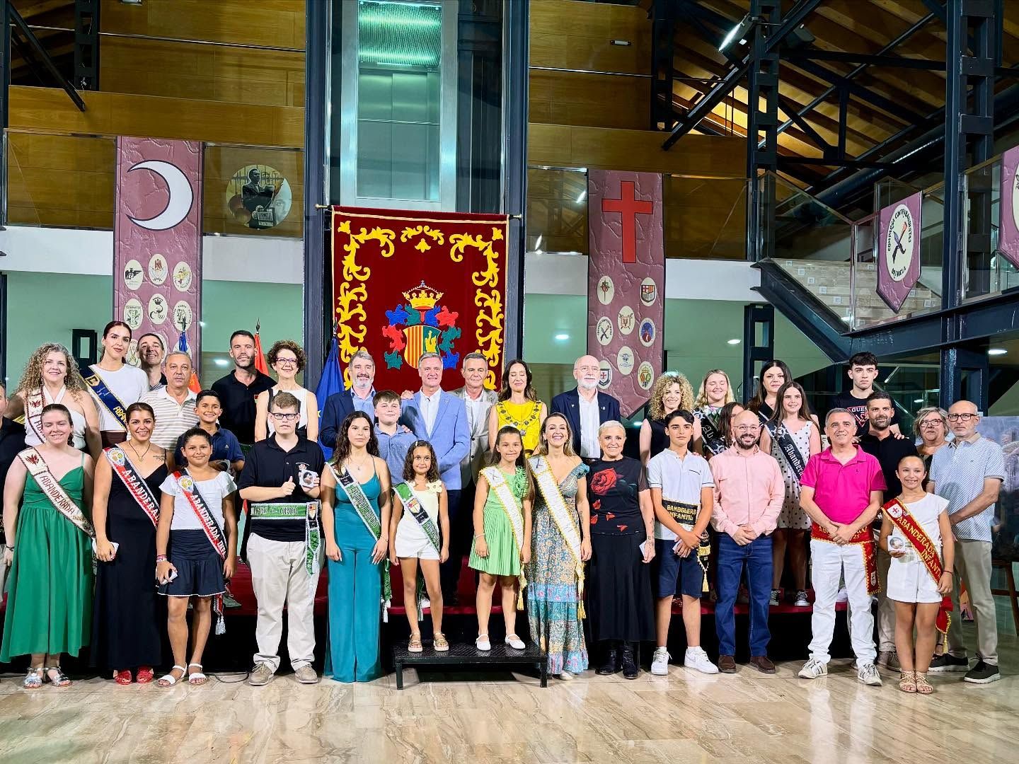 Así ha sido la recepción del Ayuntamiento de Orihuela a los cargos festeros