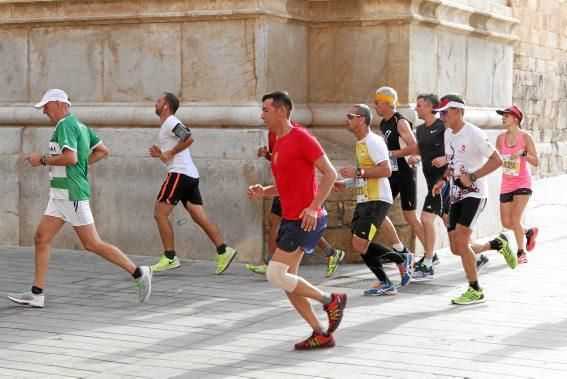 9.000 Läufer aus 49 Ländern gingen am Sonntag den 15.10. an den Start. In der Marathon Disziplin gingen die Deutschen leer aus.