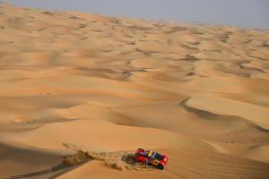 Sébastien Loeb fa història en el Dakar amb la sisena victòria d’etapa consecutiva