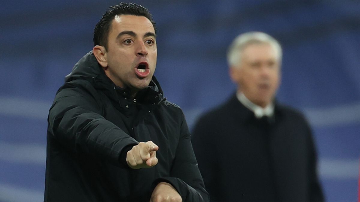 Xavi espera volver a ganar la partida a Ancelotti en el clásico