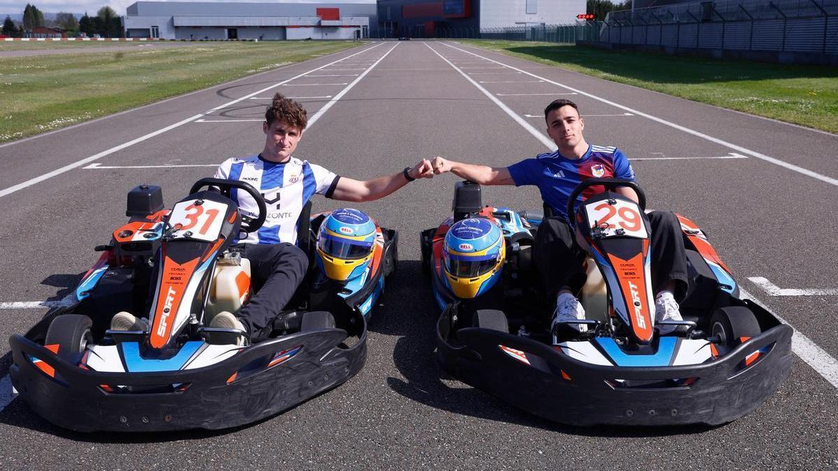 Javi Cueto e Iván Breñé, en la pista del circuito Fernando Alonso.