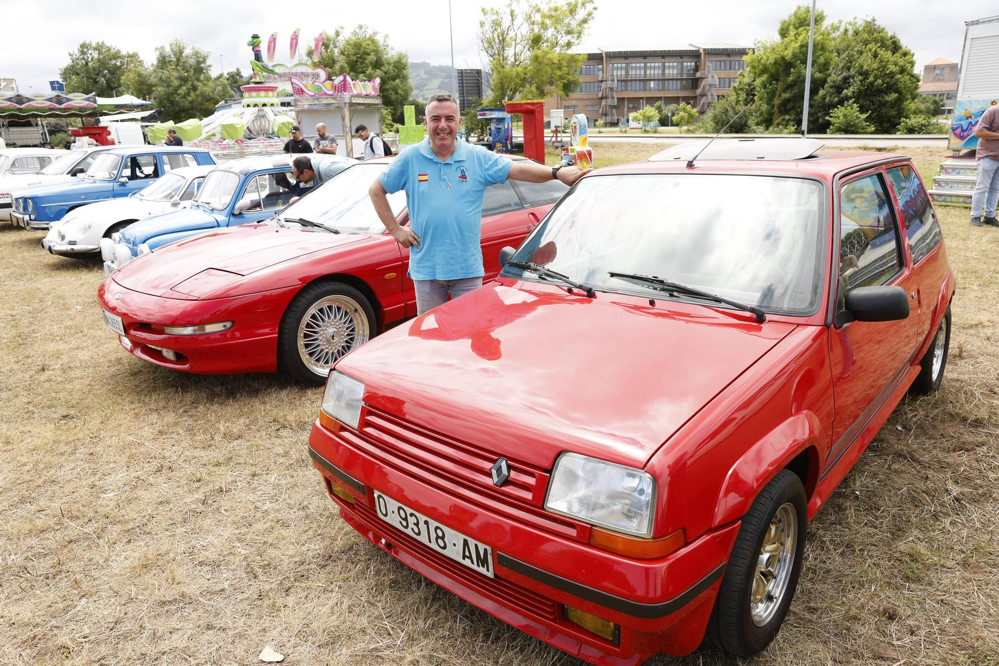 La exposición de coches clásicos en Cabueñes, en imágenes