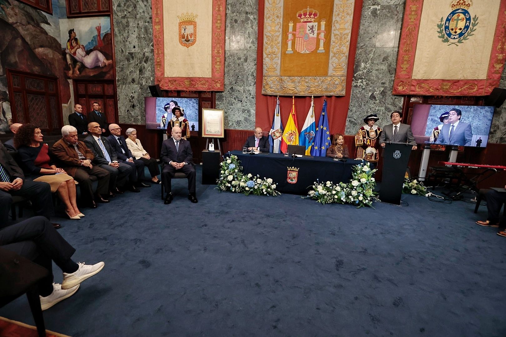 Entrega de la Medalla de Oro de Tenerife al Club Deportivo Tenerife