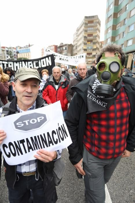 Manifestación en las calles de Gijón contra la contaminación en Asturias