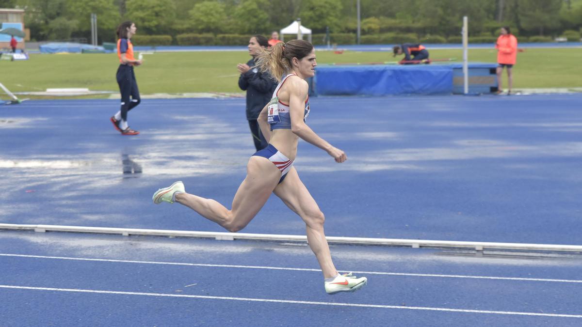 Laura Bou intentarà competir en la prova de 4x400 metres