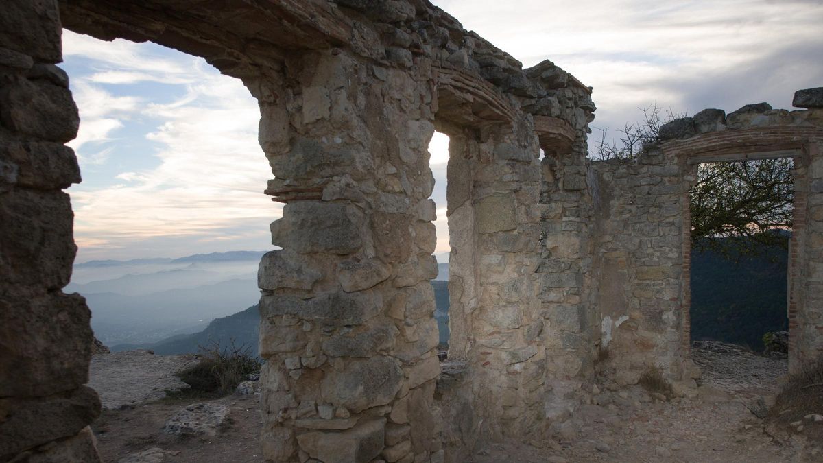 Ell pueblo abandonado La Mussara (Vilaplana), se relaciona con espiritismo