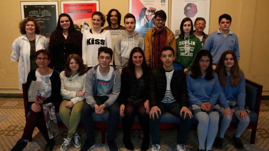 Participantes en las Jornadas de teatro escolar de Avilés.