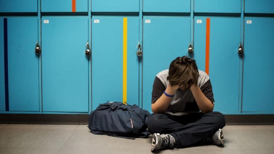 Hospitalizado un menor de 14 años tras intentar suicidarse por acoso escolar en Alicante