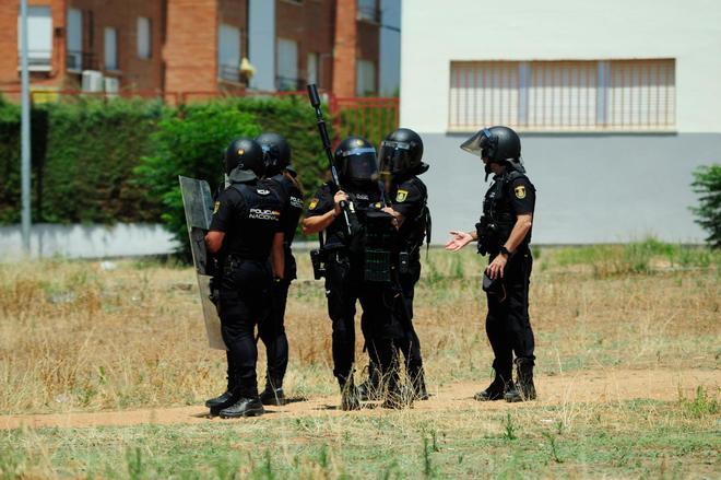 Fotogalería | Imágenes del dispostivo policial en Suerte de Saavedra
