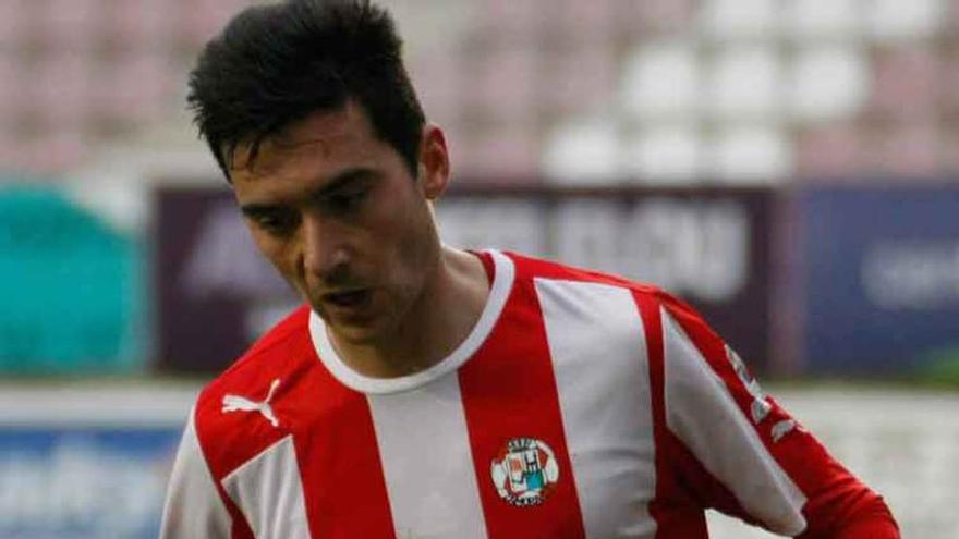 Nacho Huertas celebra uno de sus goles.