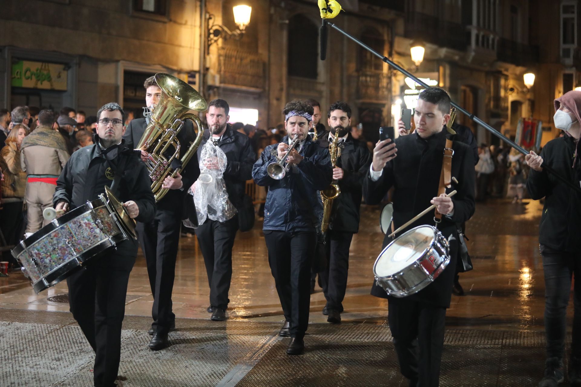 Búscate en la Ofrenda por la calle Quart (entre 21.00 y 22.00 horas)