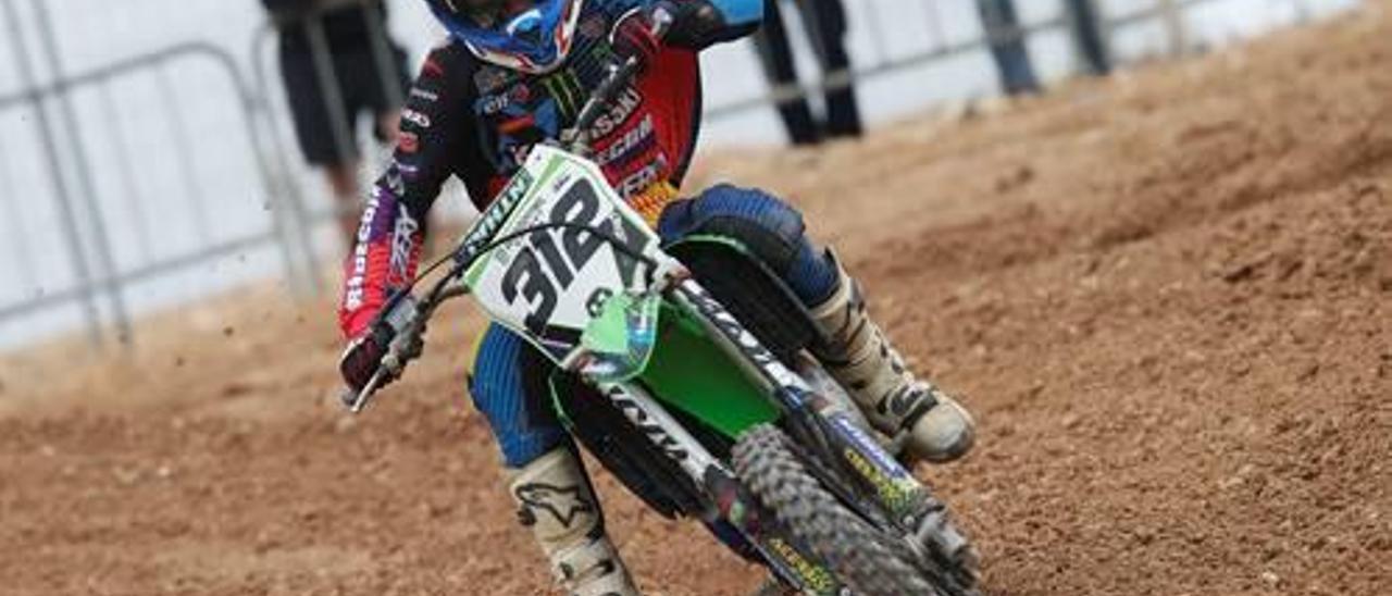 Tomás, Sánchez y Camacho ganan en Albaida el nacional de Motocross