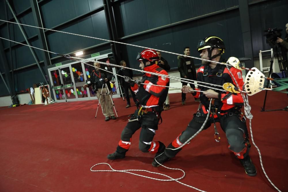 Exhibición de Bomberos Gijón en Mercaplana