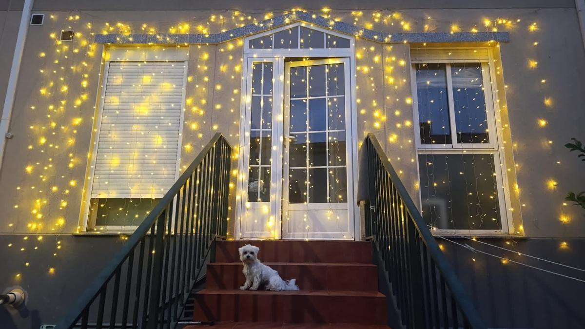 FOTOGALERÍA | Iluminación navideña en las viviendas de la urbanización Cáceres El Viejo