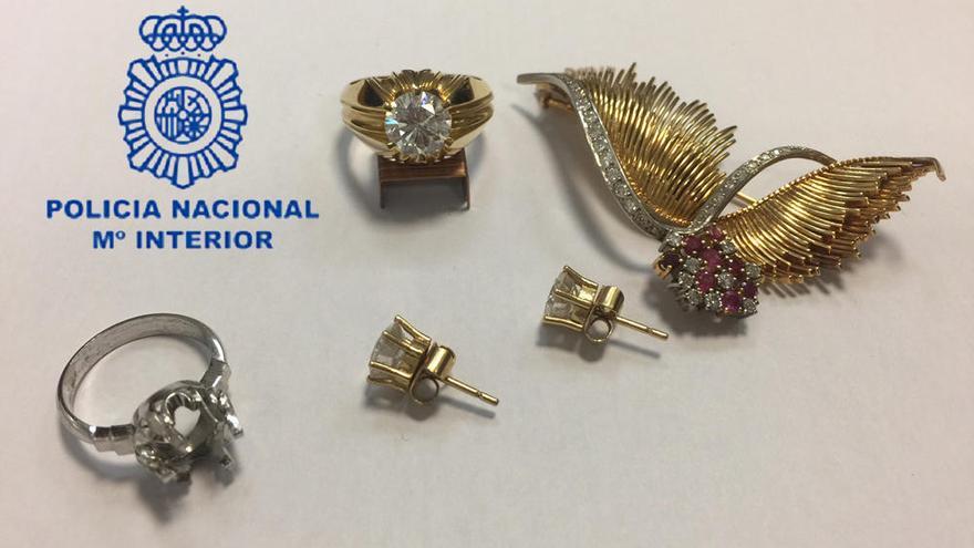 Joyas recuperadas por la Policía Nacional.