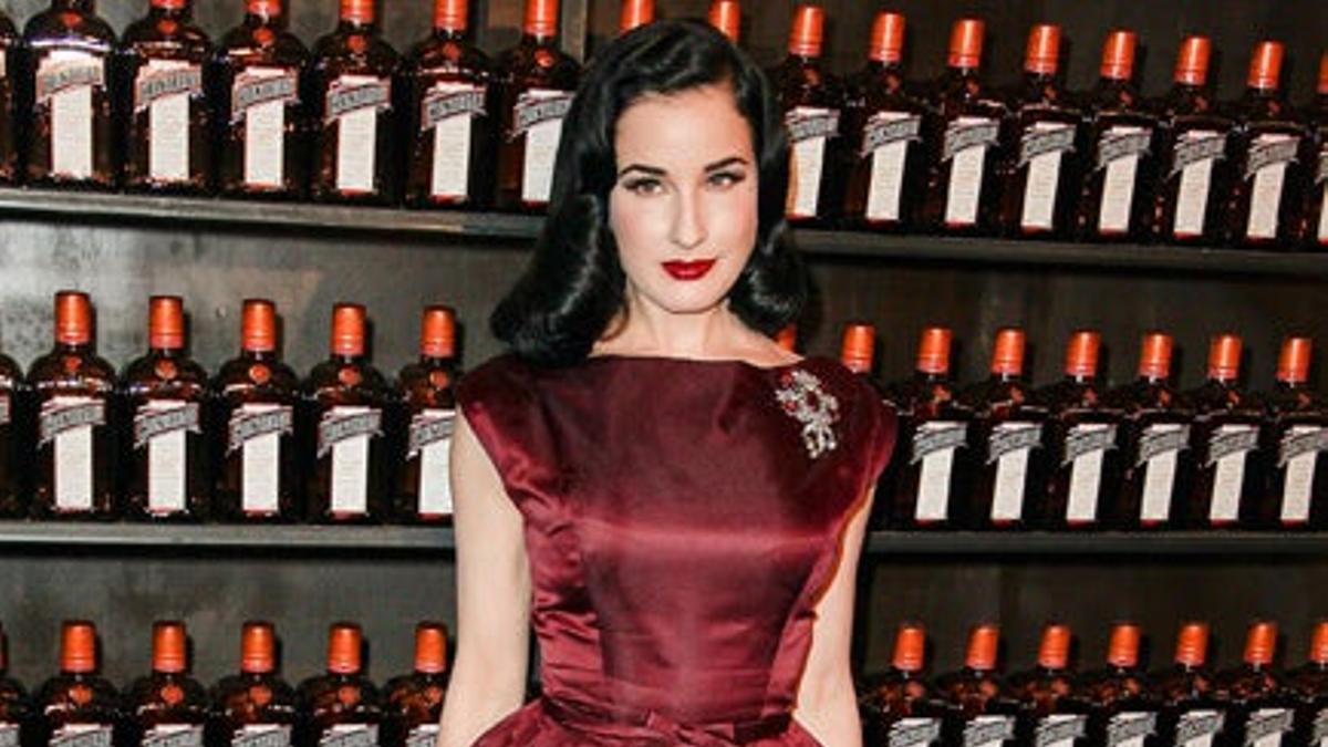 Dita Von Teese, la imagen más exclusiva de Cointreau