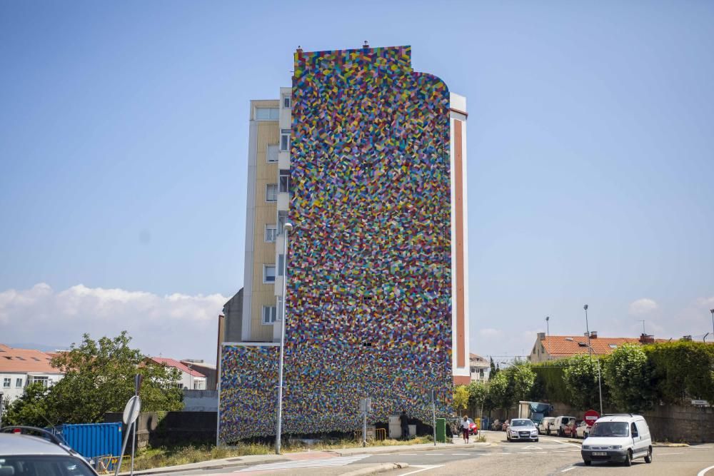 Más edificios de Vigo ganan color