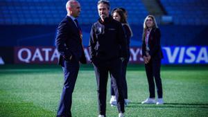 Jorge Vilda, con Luis Rubiales antes del partido ante Suiza en Nueva Zelanda